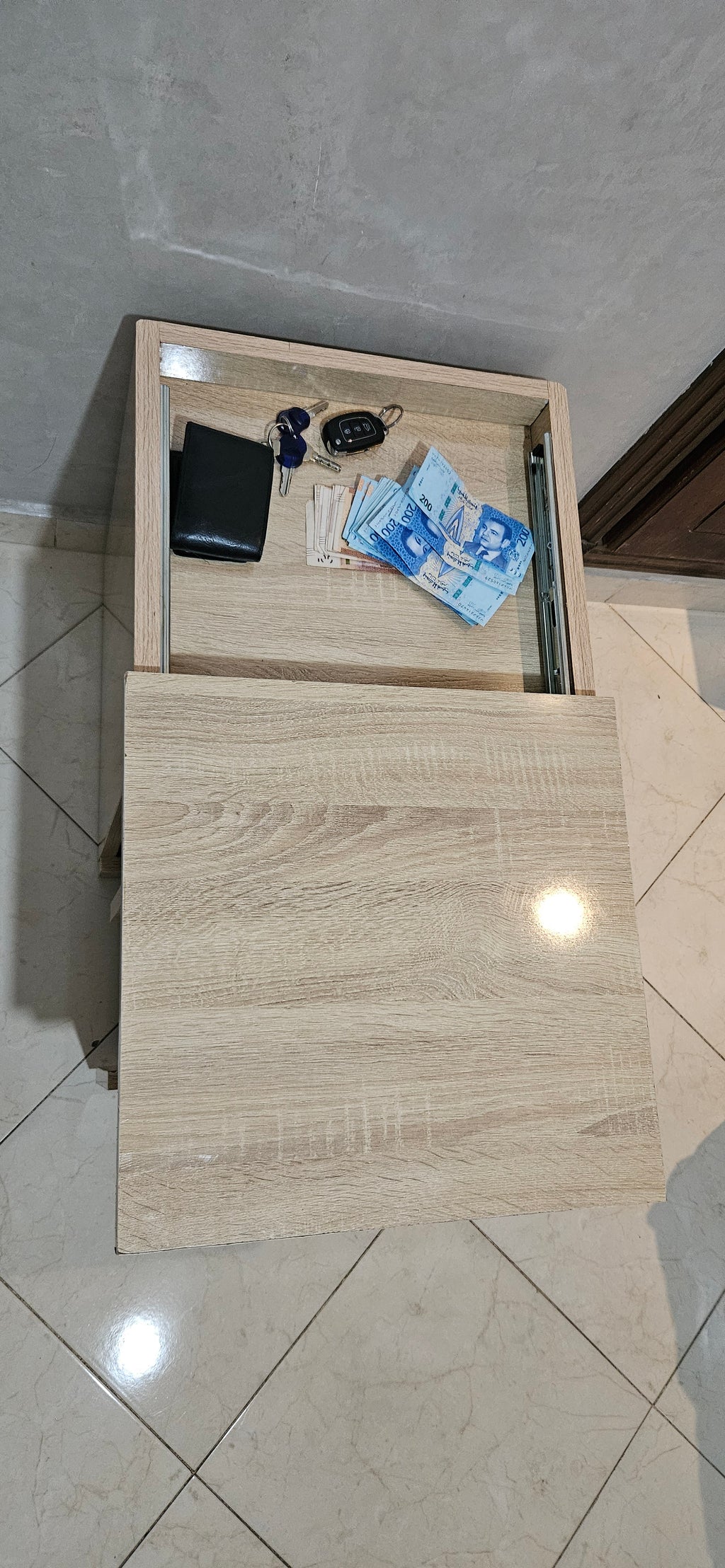 Le Chevet Secret - Table de Nuit avec Un COFFRE FORT 🔒