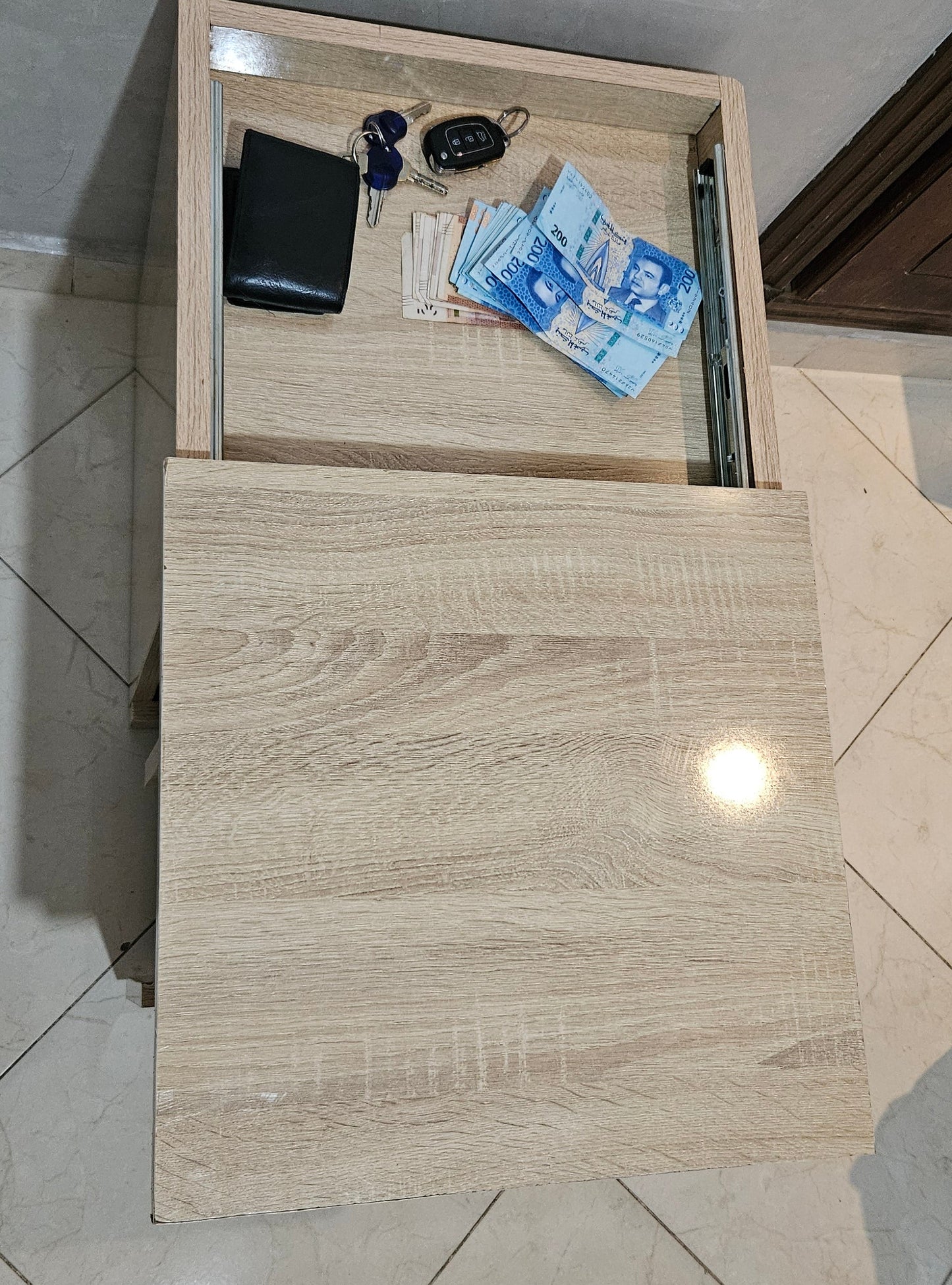 Le Chevet Secret - Table de Nuit avec Un COFFRE FORT 🔒