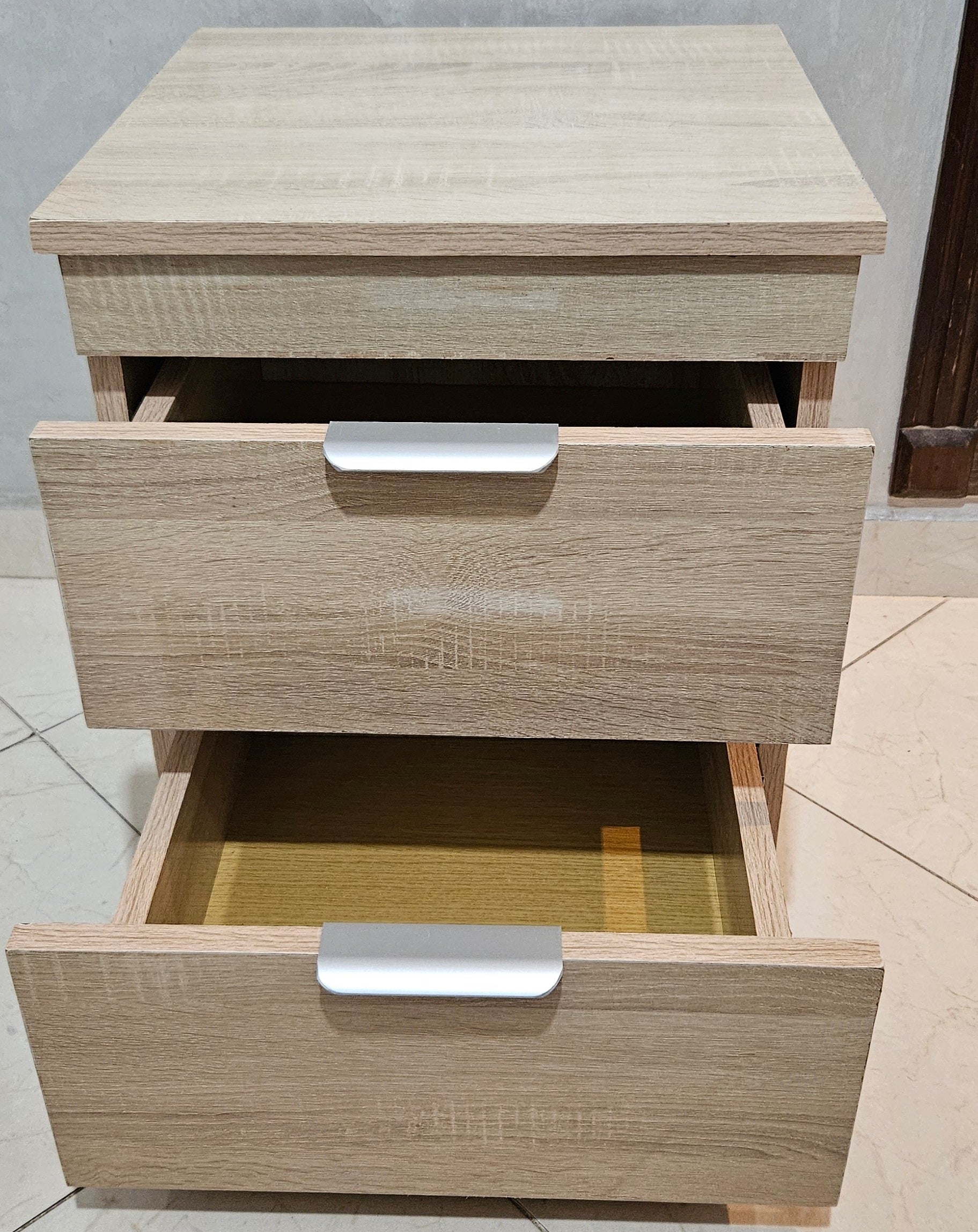 Le Chevet Secret - Table de Nuit avec Un COFFRE FORT 🔒