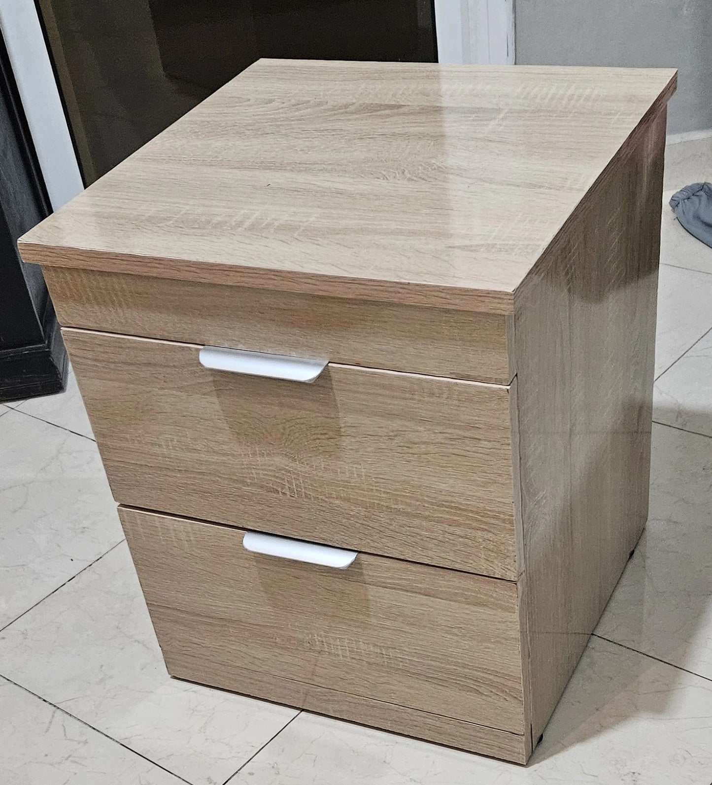 Le Chevet Secret - Table de Nuit avec Un COFFRE FORT 🔒